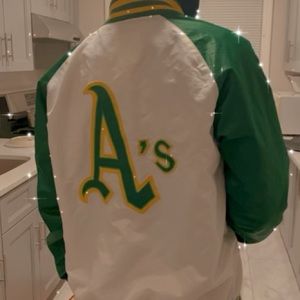 Meet your Posher, Akeem